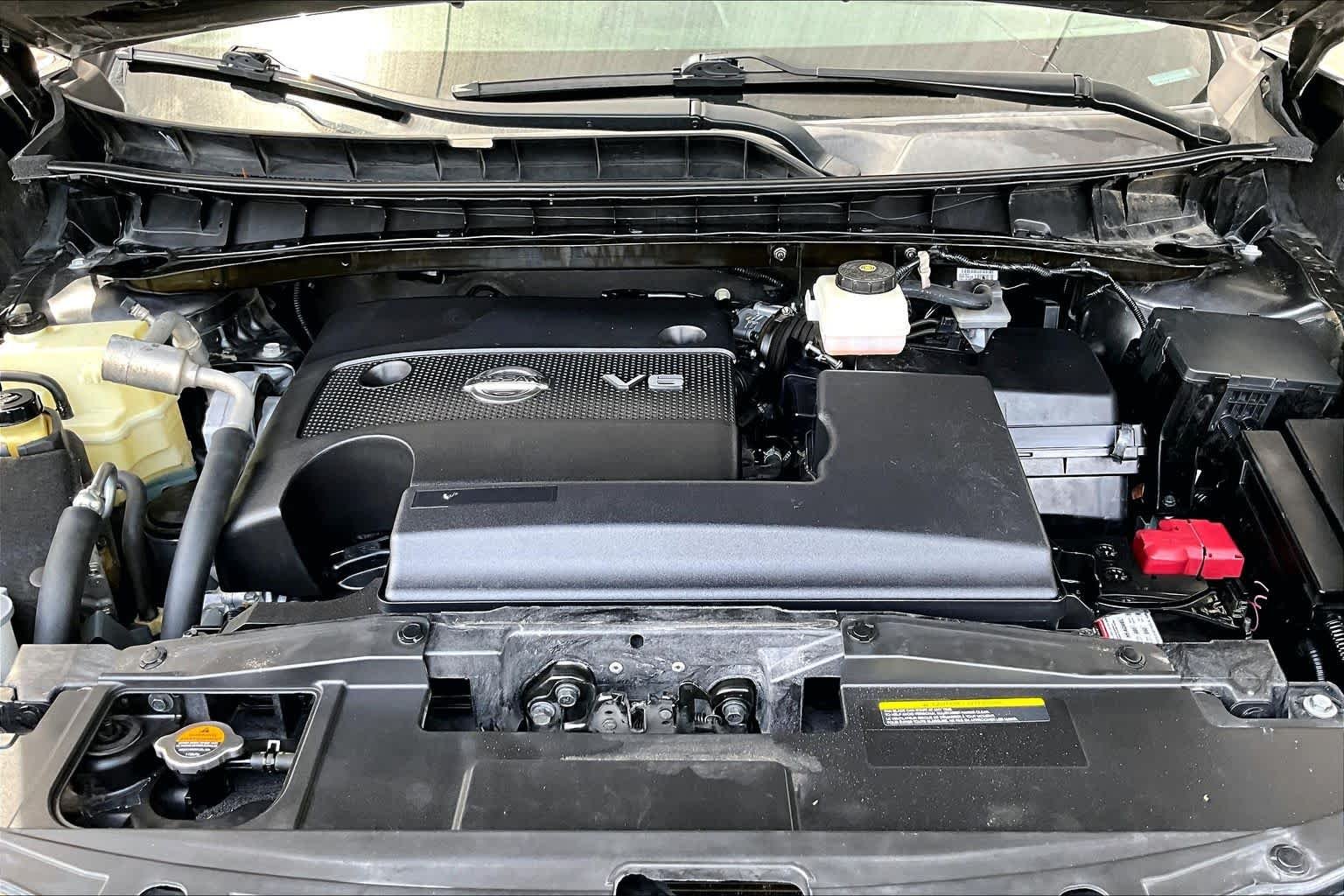 Certified Used 2020 Gun Metallic Nissan SL image 32
