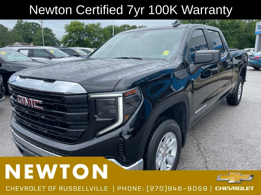 Certified Used 2024 Onyx Black GMC Pro image 3
