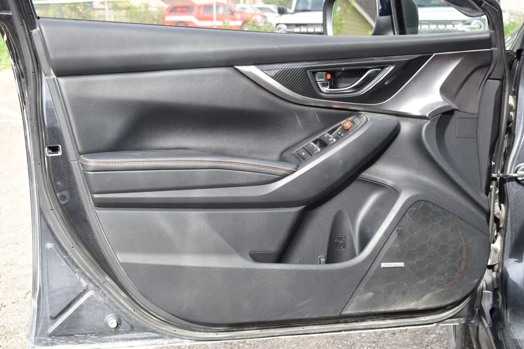 Used 2019 Dark Gray Metallic Subaru 2.0i Limited image 9