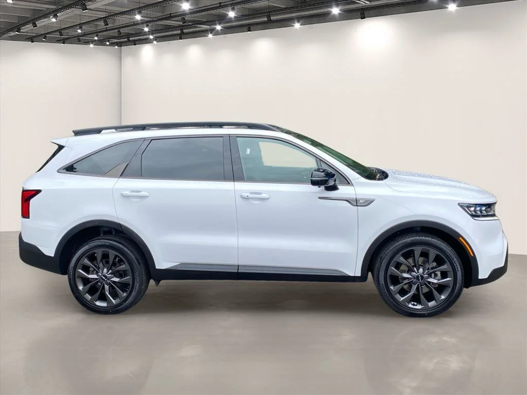 Certified Used 2023 Glacial White Pearl Kia X-Line SX Prestige image 9