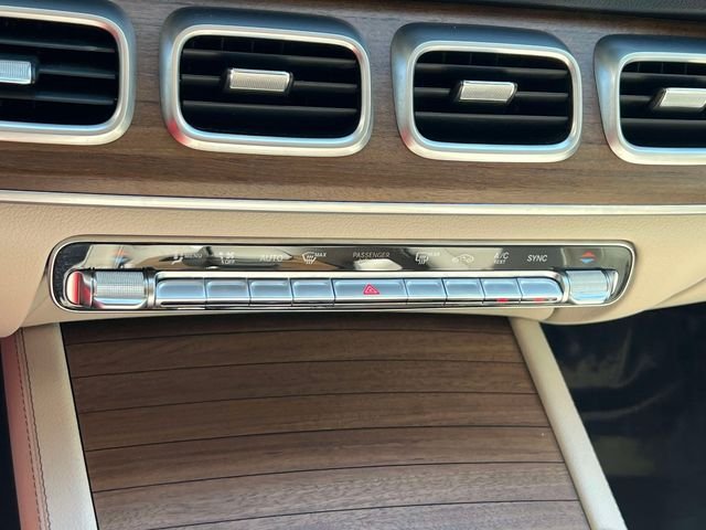 Certified Used 2023 White Mercedes-Benz GLE 450 image 33