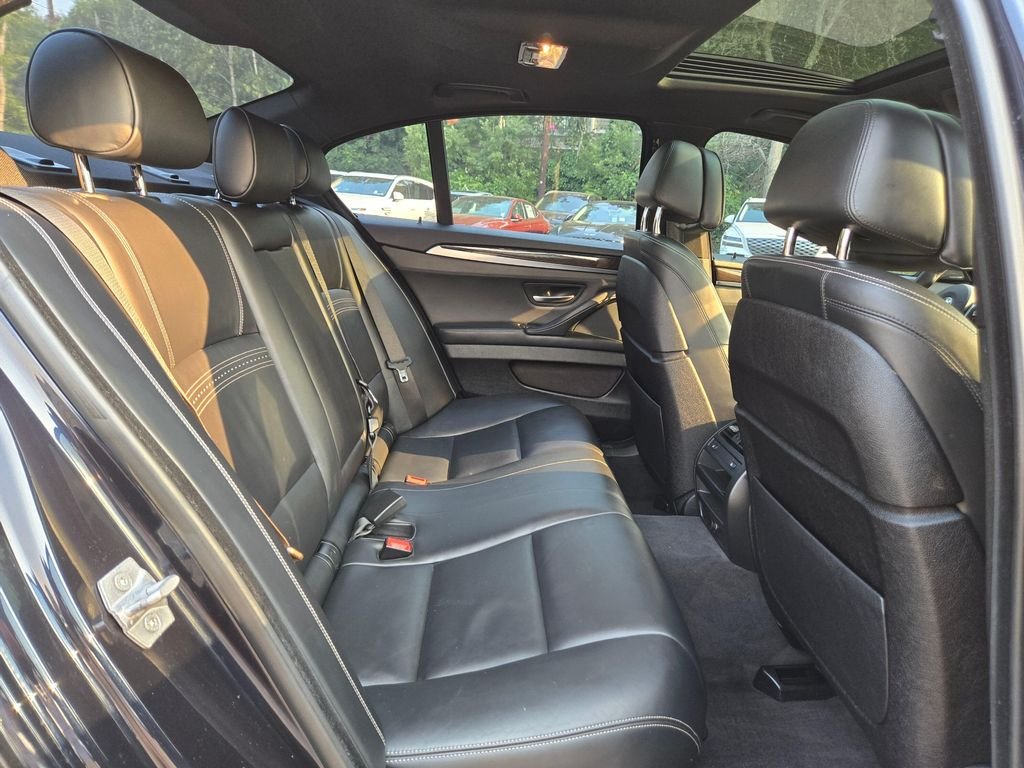Used 2015 Carbon Black Metallic BMW 550i xDrive image 12