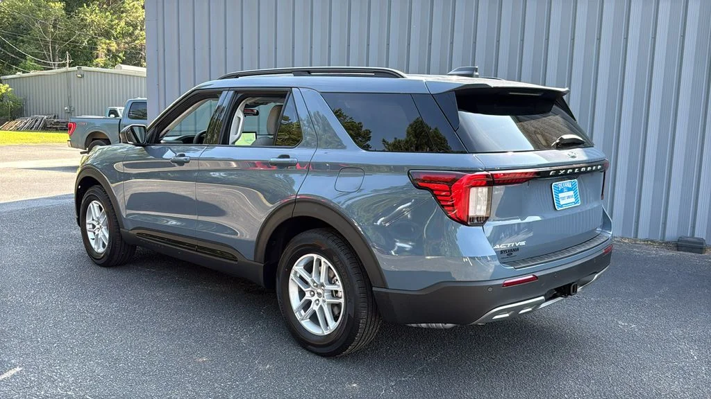 New 2026 Vapor Blue Metallic Ford Active image 5