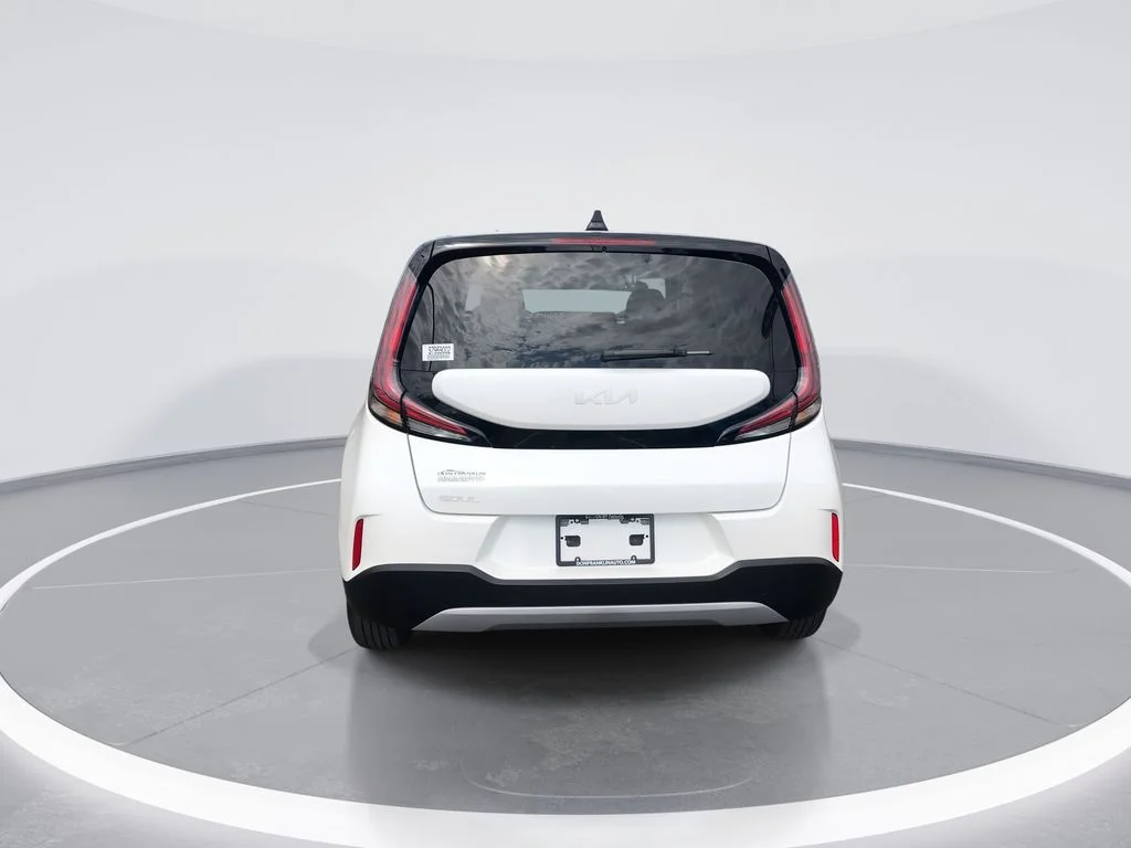 Used 2025 White Kia LX image 7