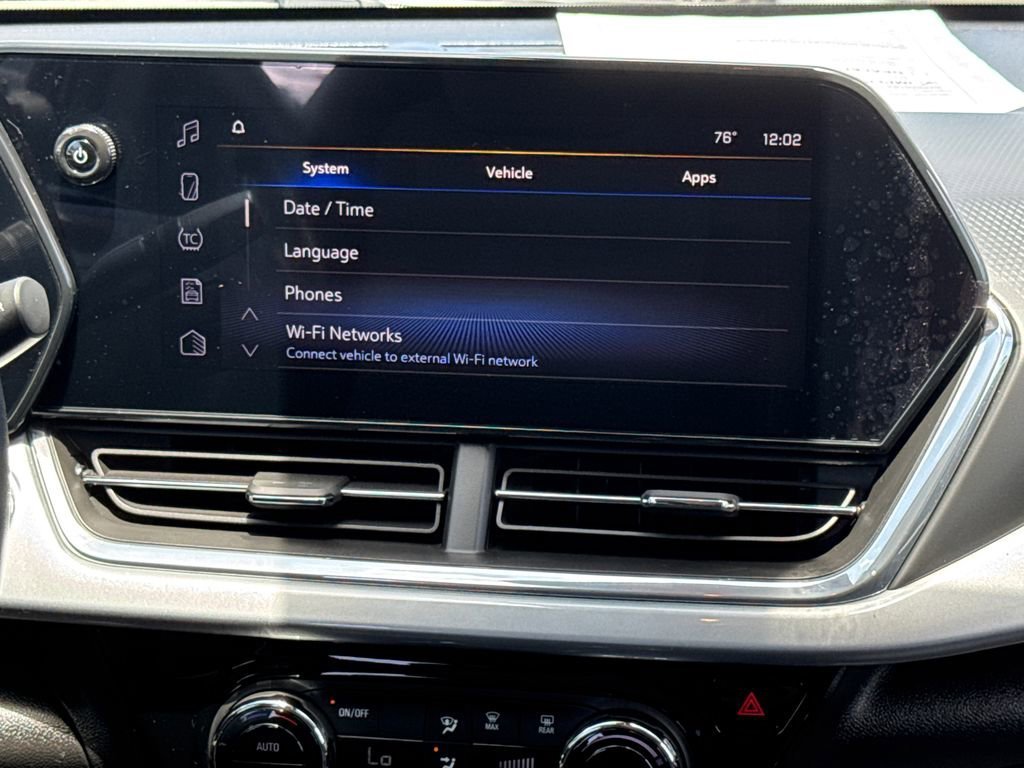 Used 2025 Mosaic Black Metallic Chevrolet LT image 23