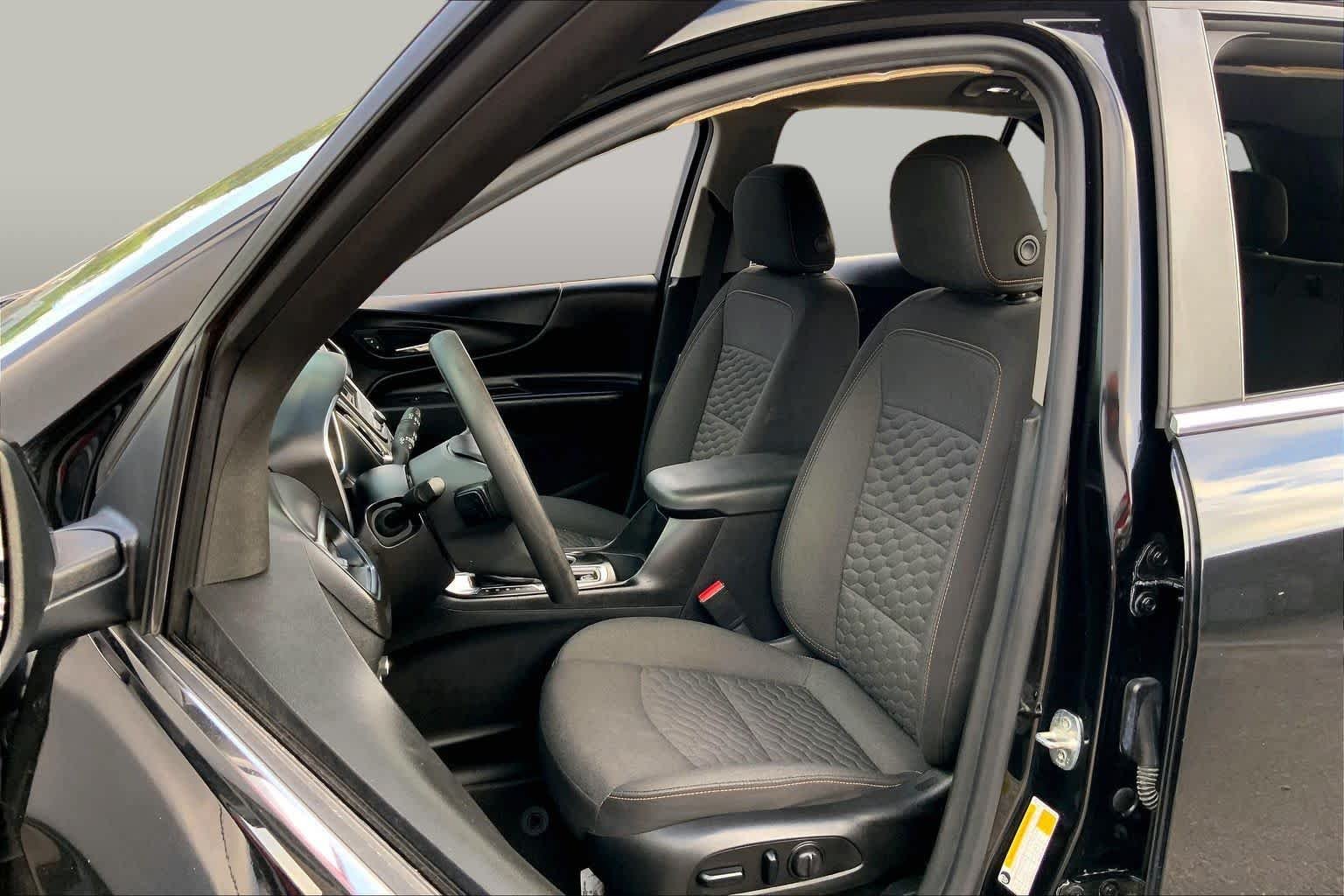 Used 2021 Mosaic Black Metallic Chevrolet LT image 8