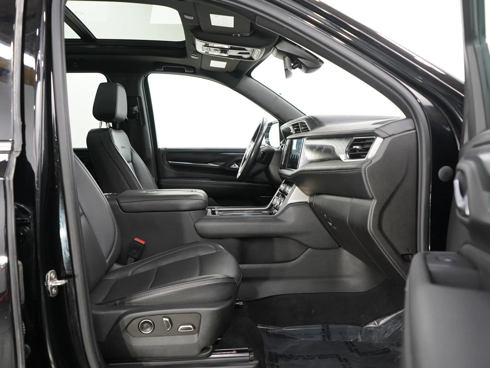Used 2021 Black GMC Denali image 11