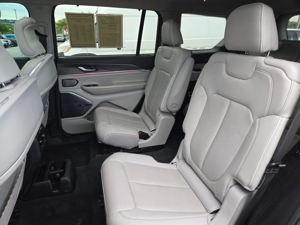 Used 2022 Gray Jeep Overland image 32