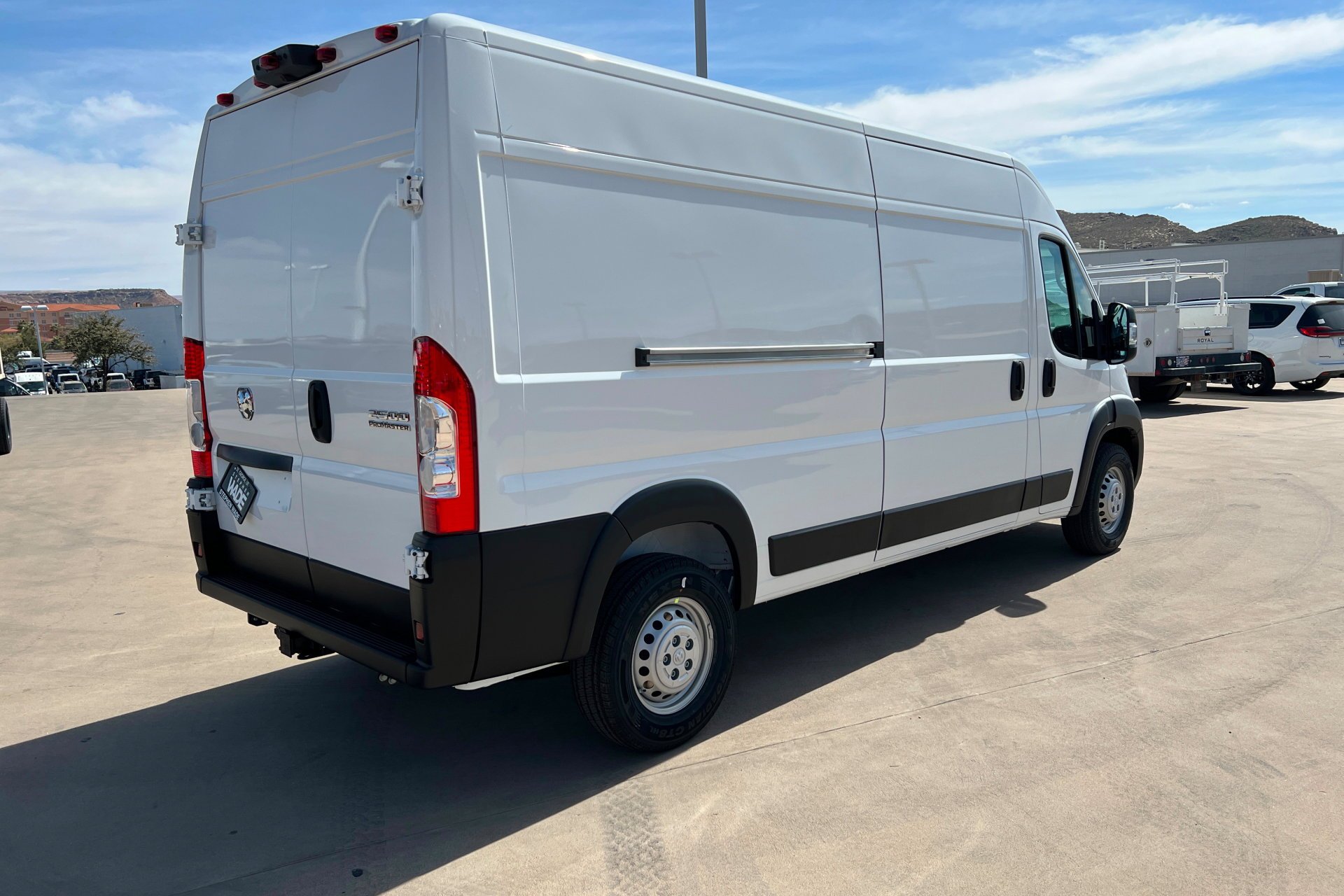 New 2026 Bright White Clear-Coat Exterior Paint RAM Tradesman image 6