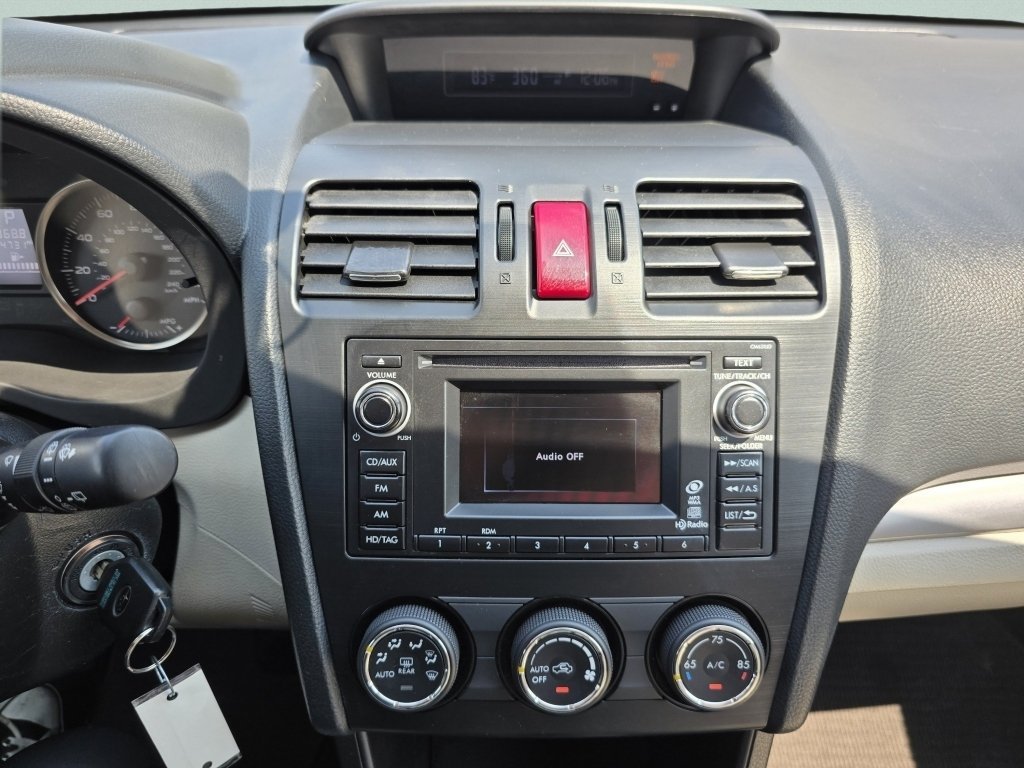 Used 2014 Satin White Pearl Subaru Limited image 4