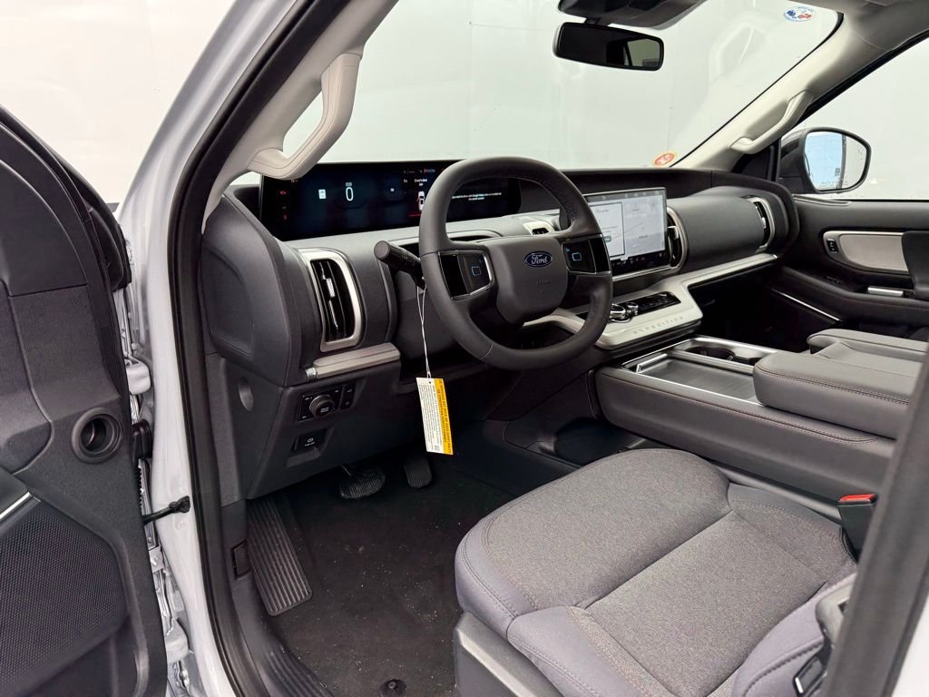 New 2025 Space Silver Metallic Ford Active image 47