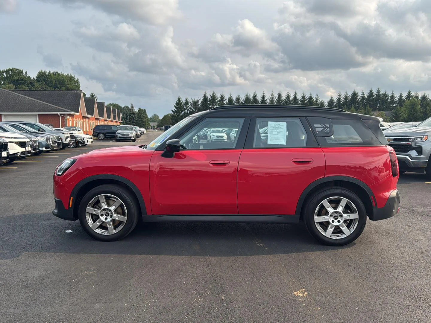 Used 2025 Chili Red II MINI S image 6