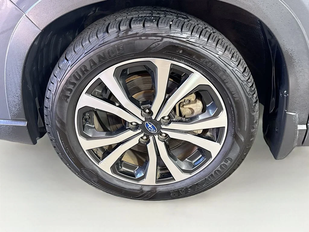 Used 2020 Gray Subaru Limited image 41