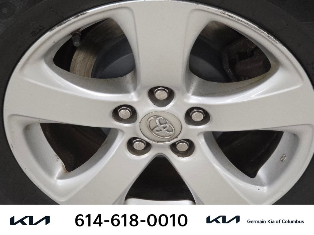 Used 2015 Black Toyota LE image 12