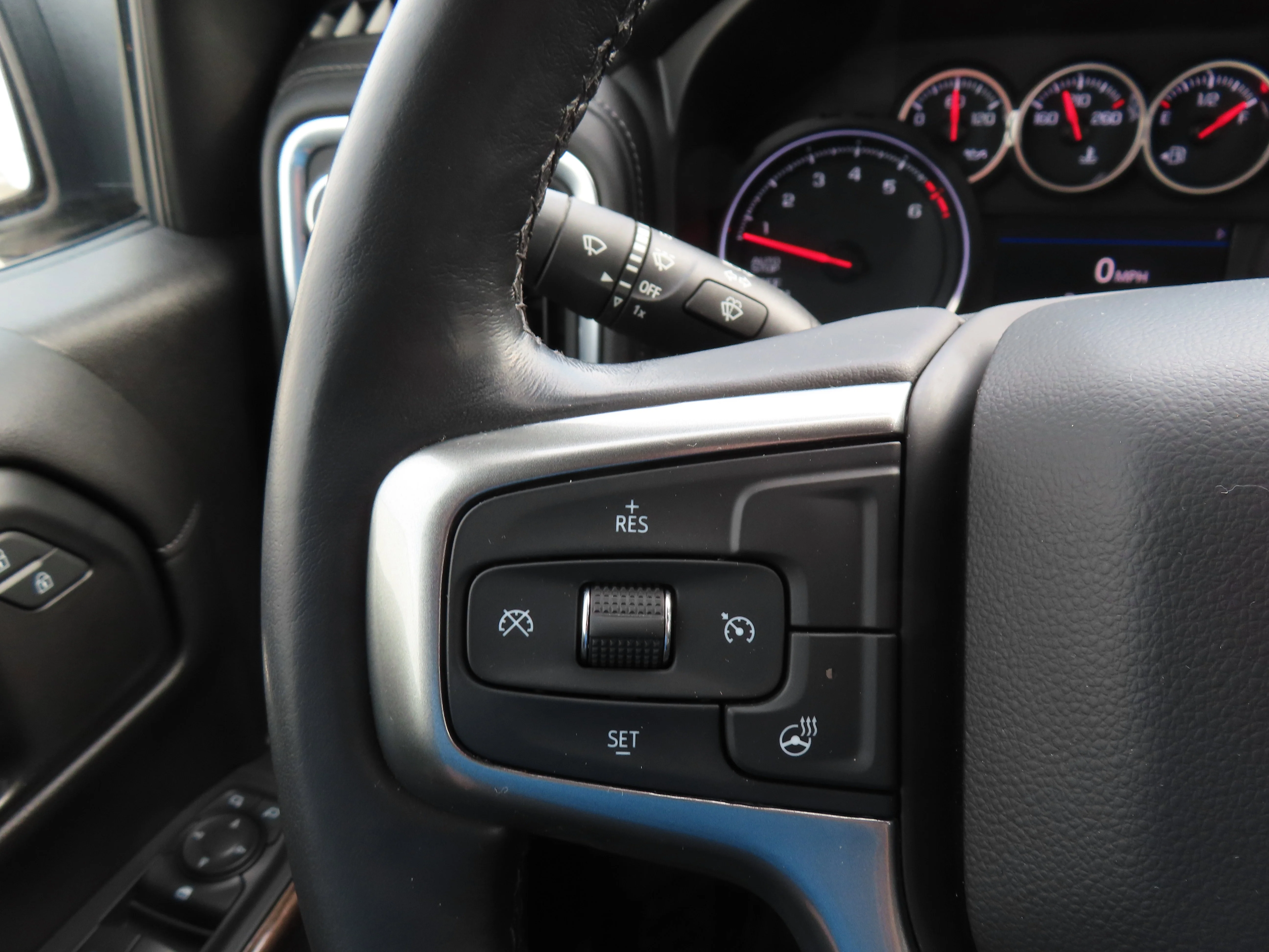 2021 Chevrolet Silverado 1500 RST - Photo 15