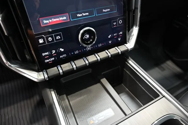 2026 GMC Acadia Elevation - Photo 19