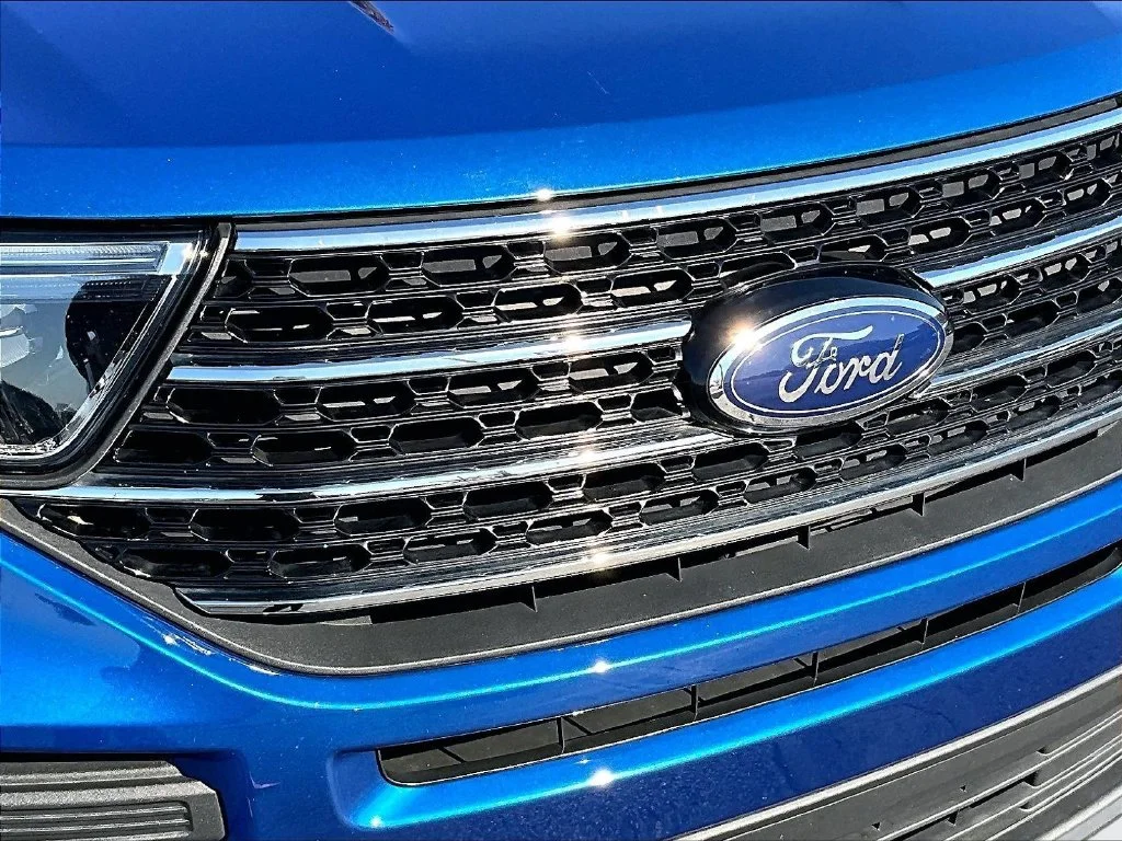 Used 2020 Blue Ford XLT image 27