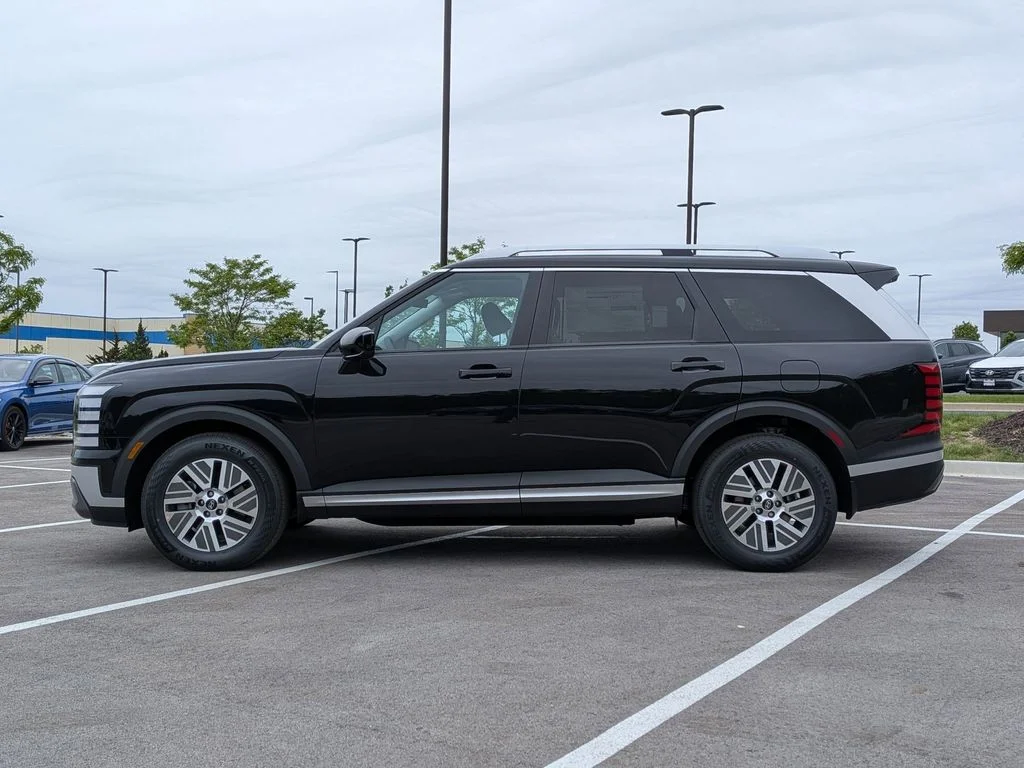 New 2026 Black Hyundai SEL image 4
