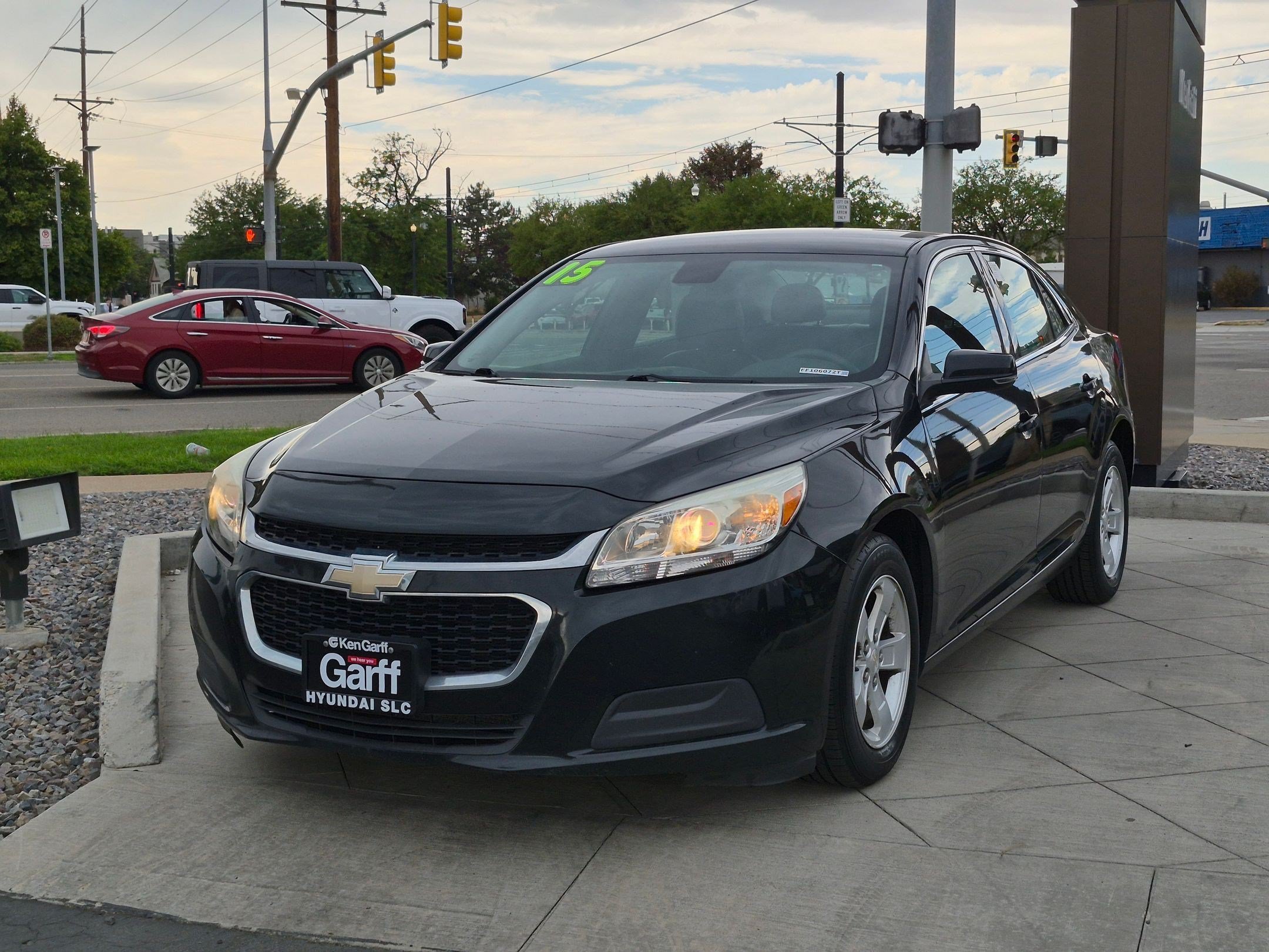 Used 2015 Black Granite Metallic Chevrolet LT image 8