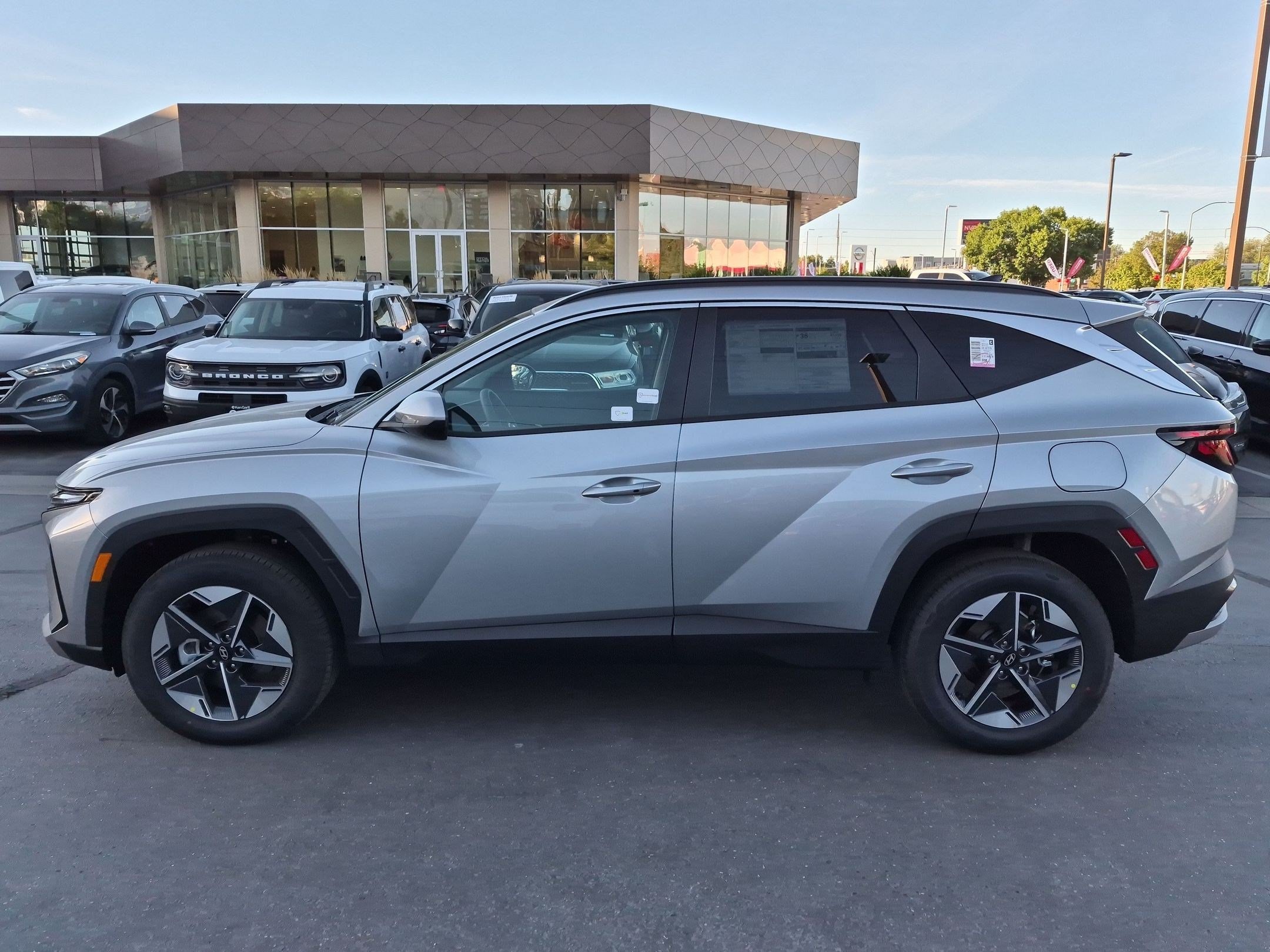 New 2026 Shimmering Silver Hyundai SEL AWD image 7