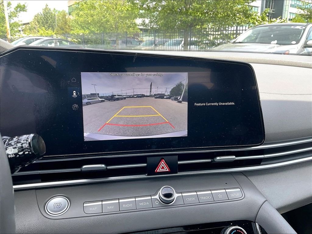 Used 2023 Silver Hyundai SEL image 19