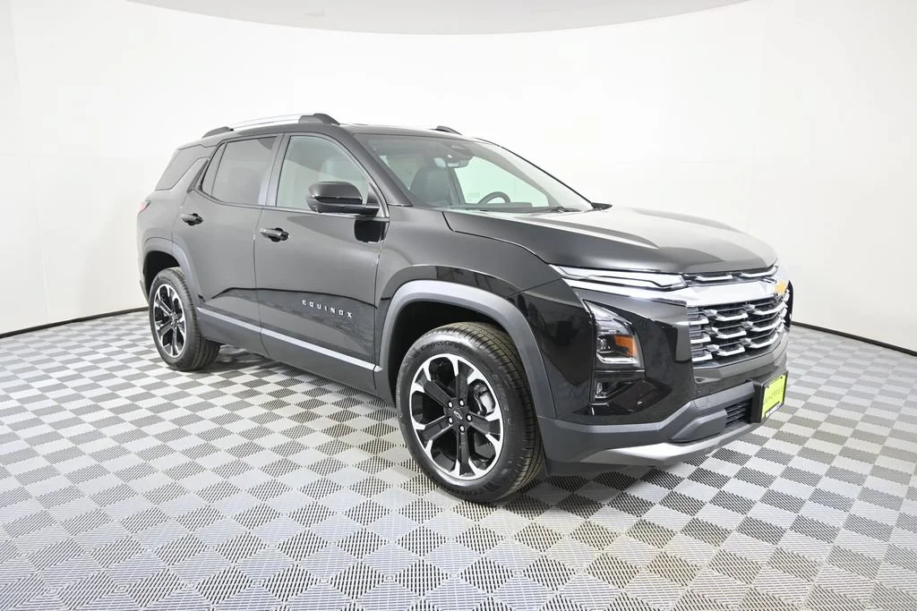 New 2026 Mosaic Black Metallic Chevrolet LT image 9
