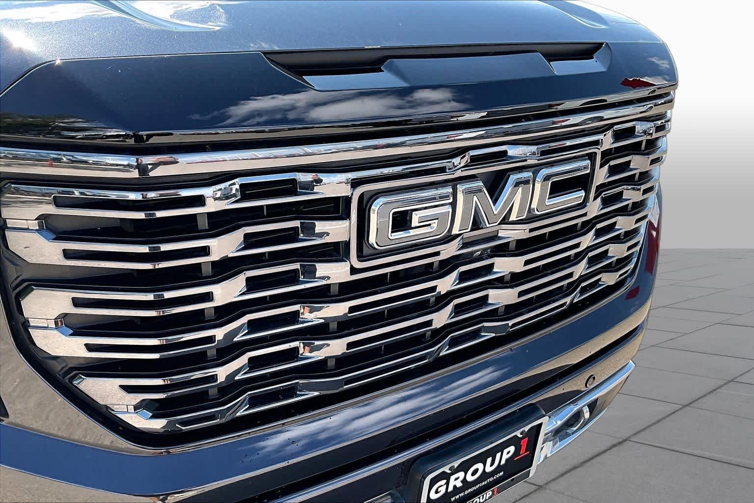 Used 2023 Titanium Rush Metallic GMC Denali Ultimate image 30