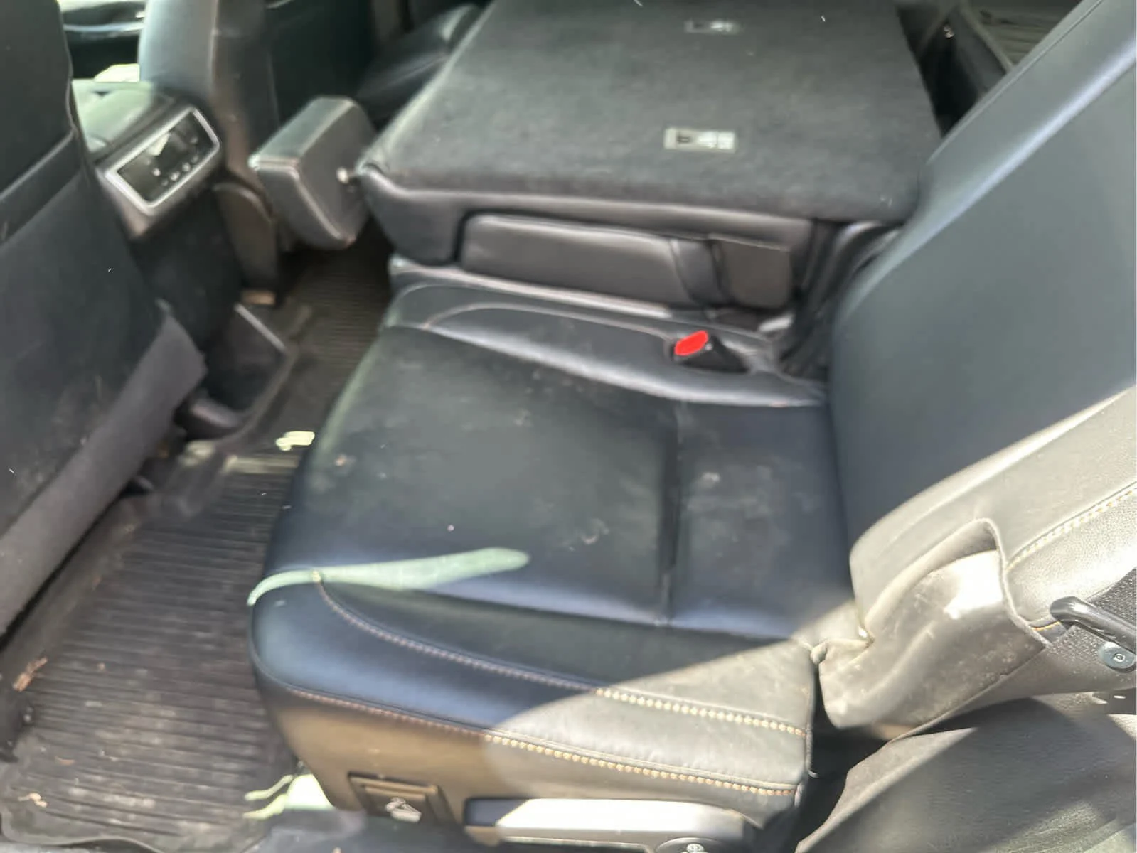 Used 2017 Toasted Walnut Pearl Toyota XLE image 6