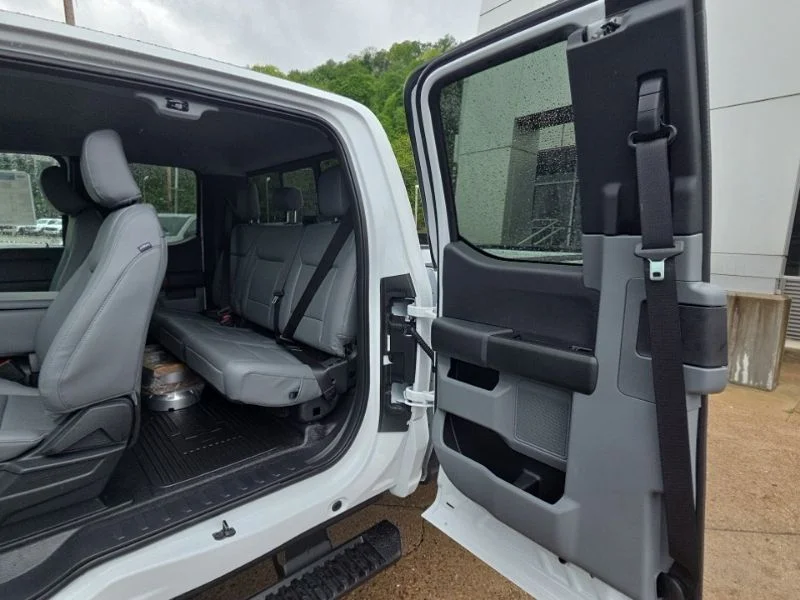 New 2026 Oxford White Ford F-350® XL image 22