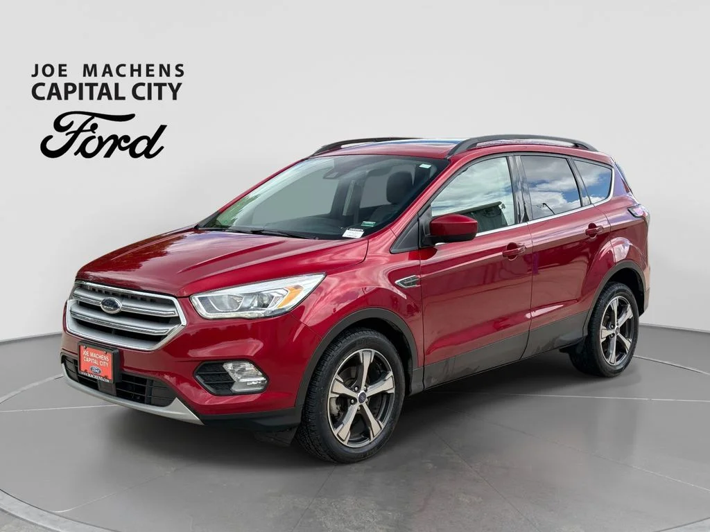 Used 2018 Red Ford SEL image 9