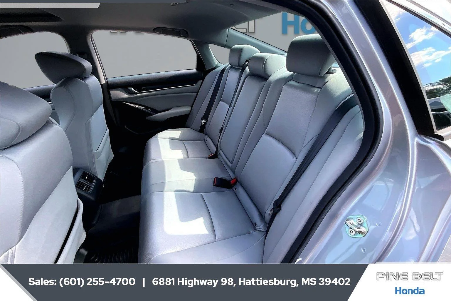 Used 2019 Lunar Silver Metallic Honda EX image 19