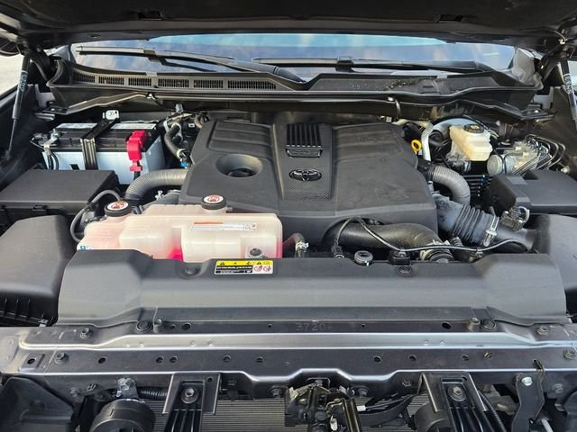 Used 2023 Gray Toyota Platinum image 15