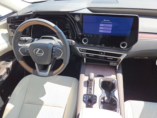 New 2026 Eminent White Pearl Lexus PREMIUM PLUS image 40