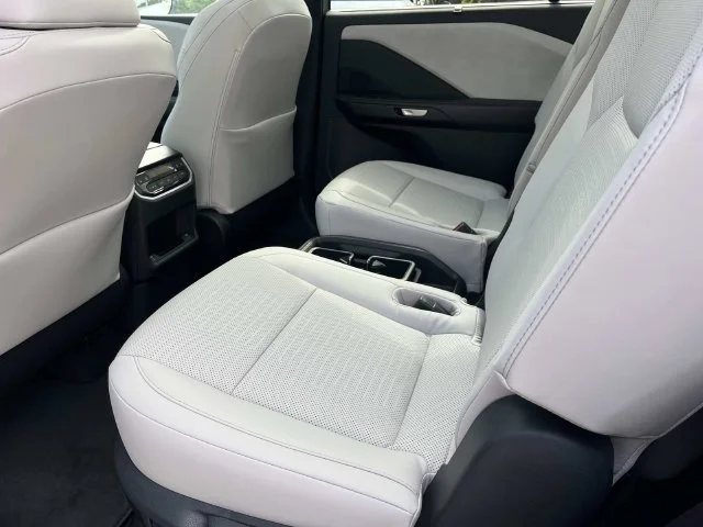 New 2026 Wind Chill Pearl Lexus PREMIUM AWD image 20