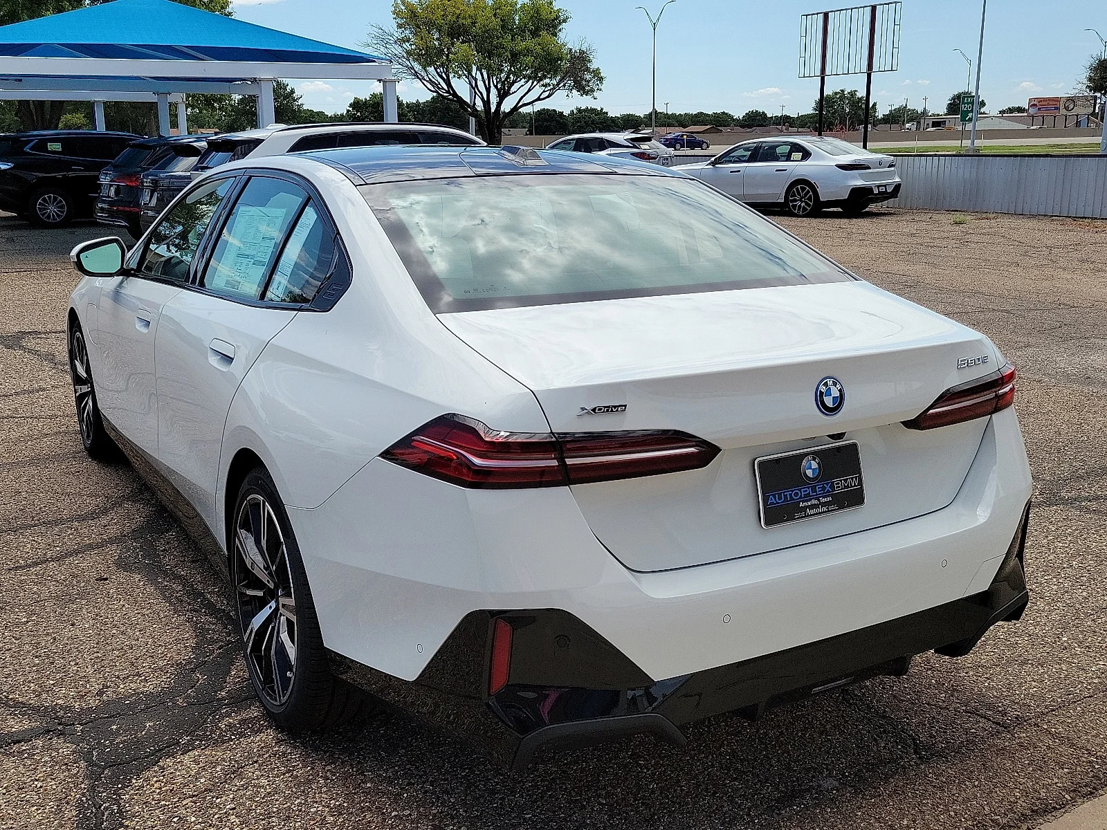 New 2026 Alpine White BMW xDrive All-Wheel Drive image 3