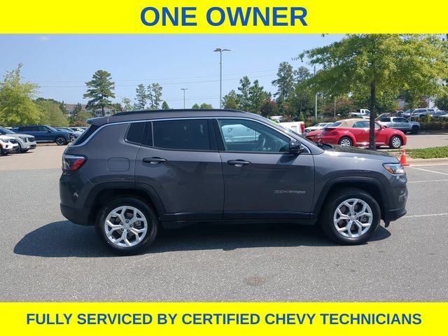Used 2024 Gray Jeep Latitude image 4