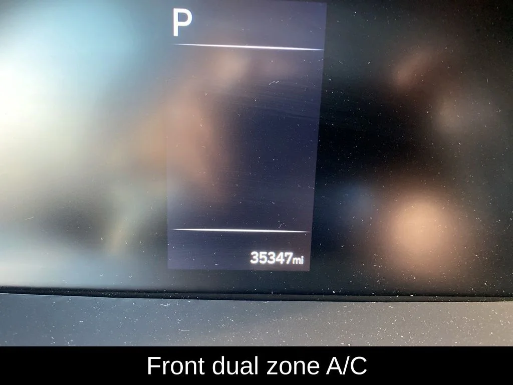 Used 2025 Silver Hyundai SEL image 10