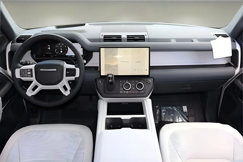 New 2026 Fuji White Land Rover X-Dynamic SE image 13