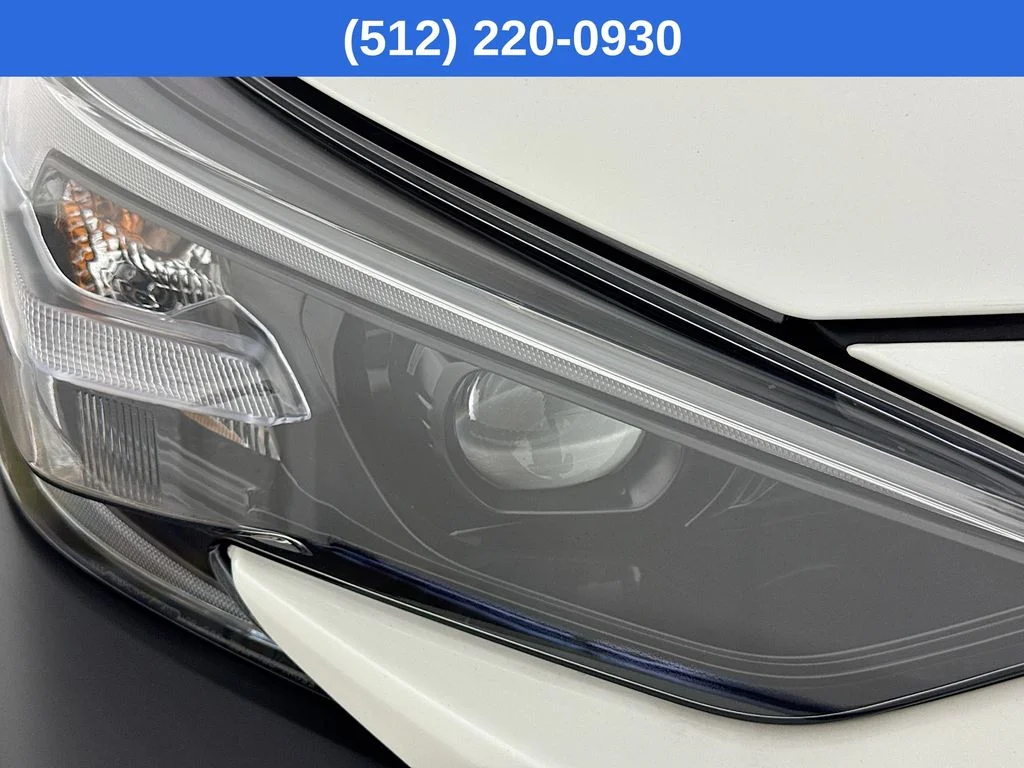 Used 2025 White Subaru Premium image 39