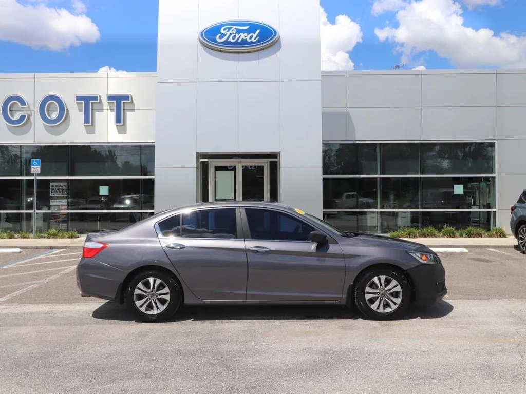 Used 2014  Honda LX image 14