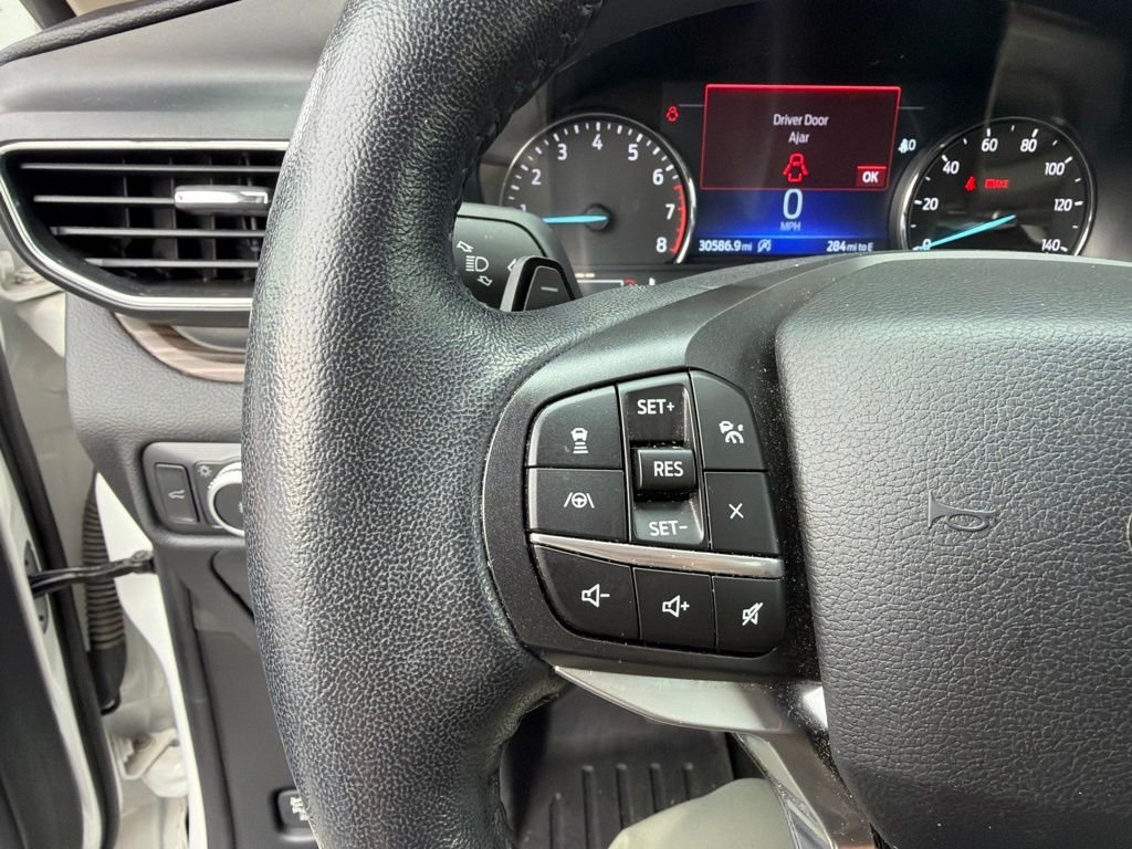 Used 2020 White Ford Limited image 19