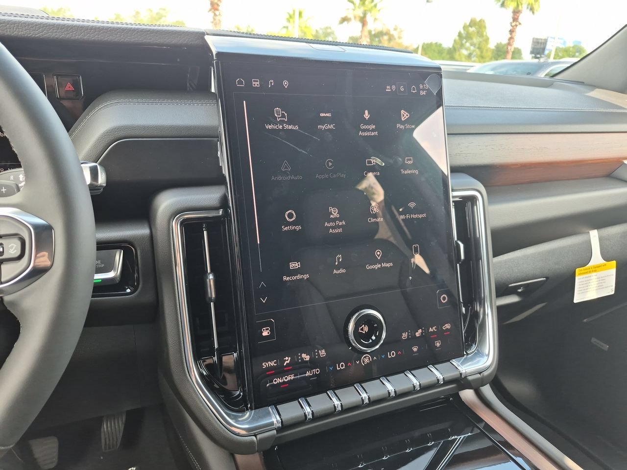 2026 GMC Yukon Denali - Photo 13