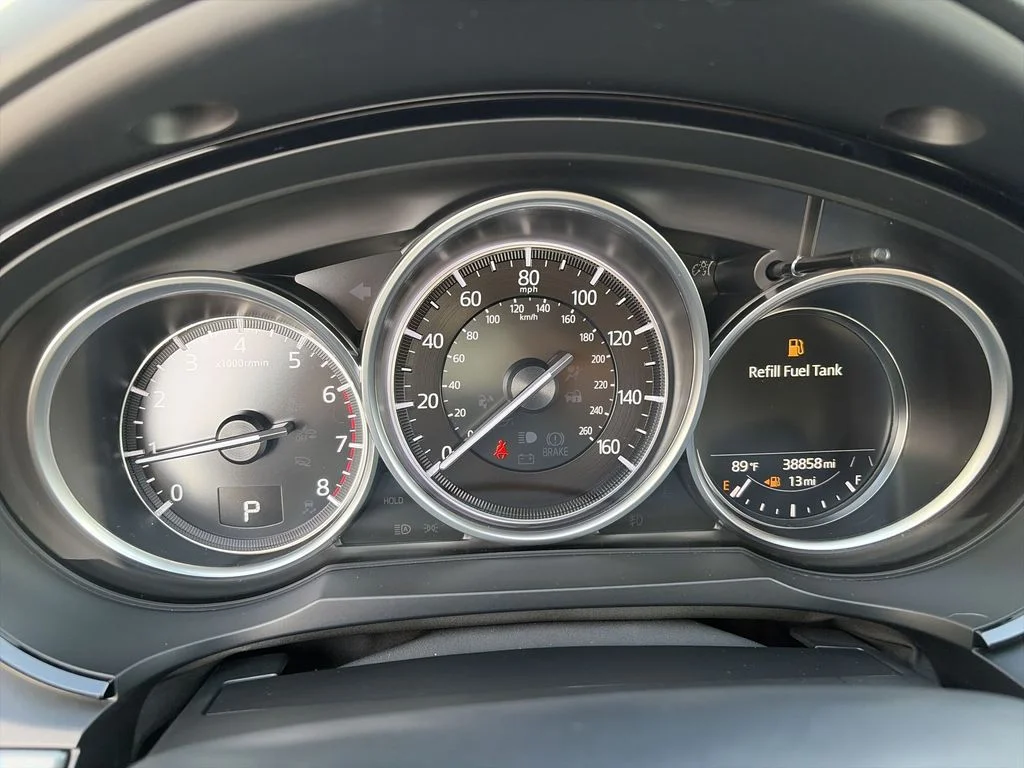 Used 2022 White Mazda Sport image 17