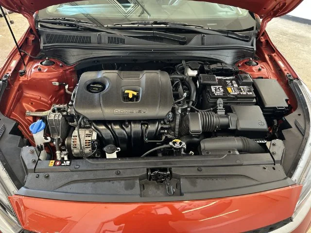 Used 2023 Red Kia LXS image 26