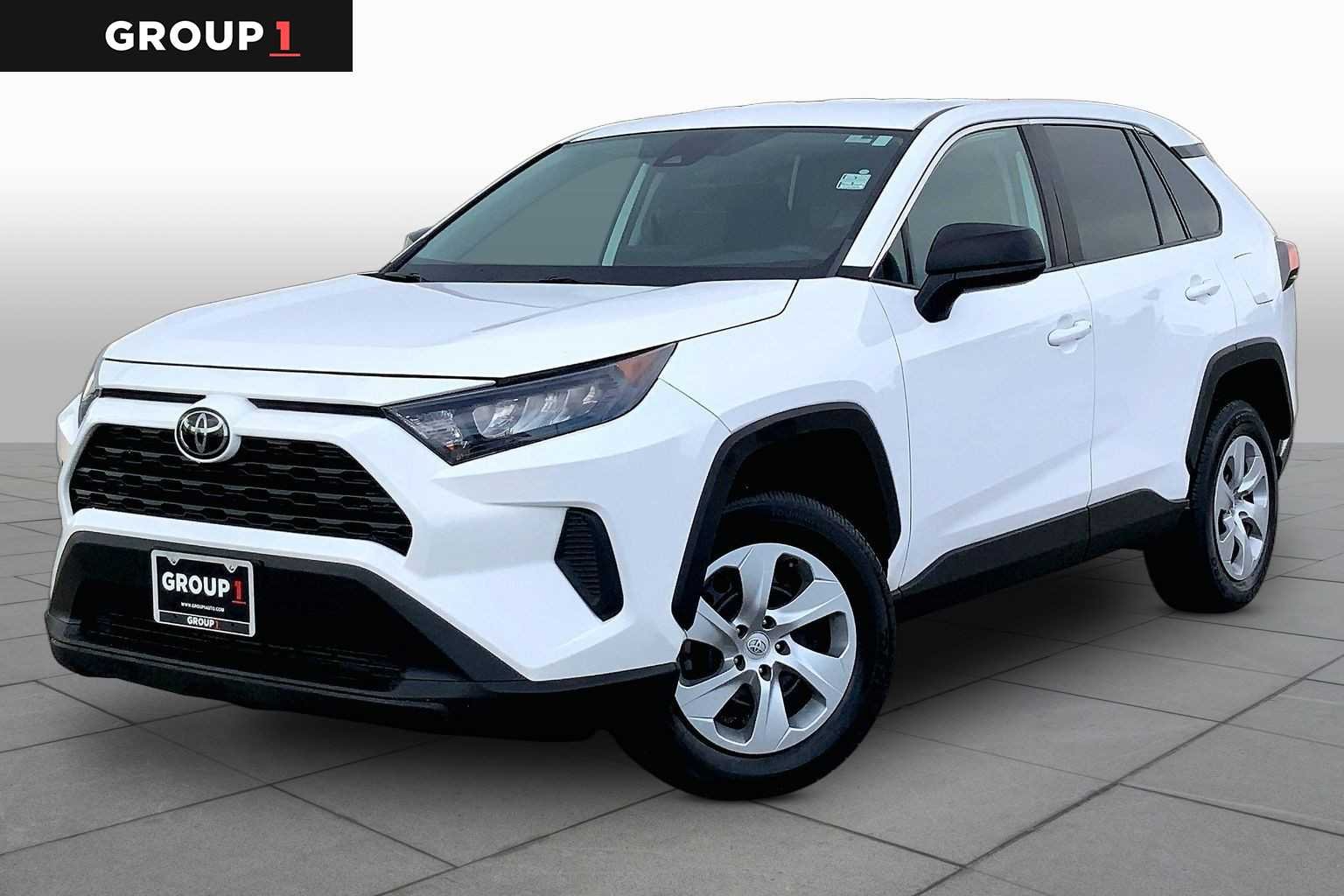 2022 Toyota RAV4 LE