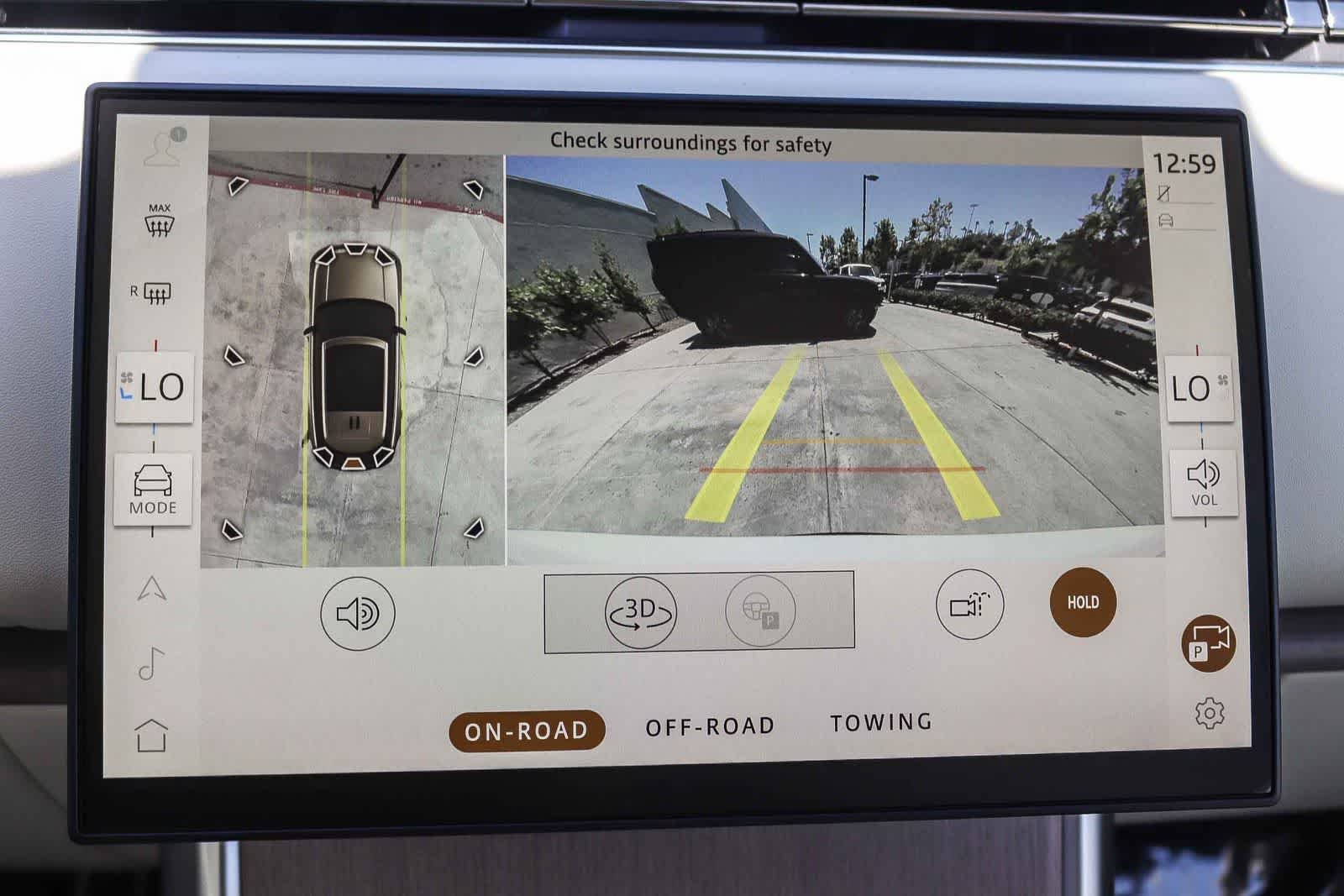 New 2026 Fuji White Land Rover SE image 25