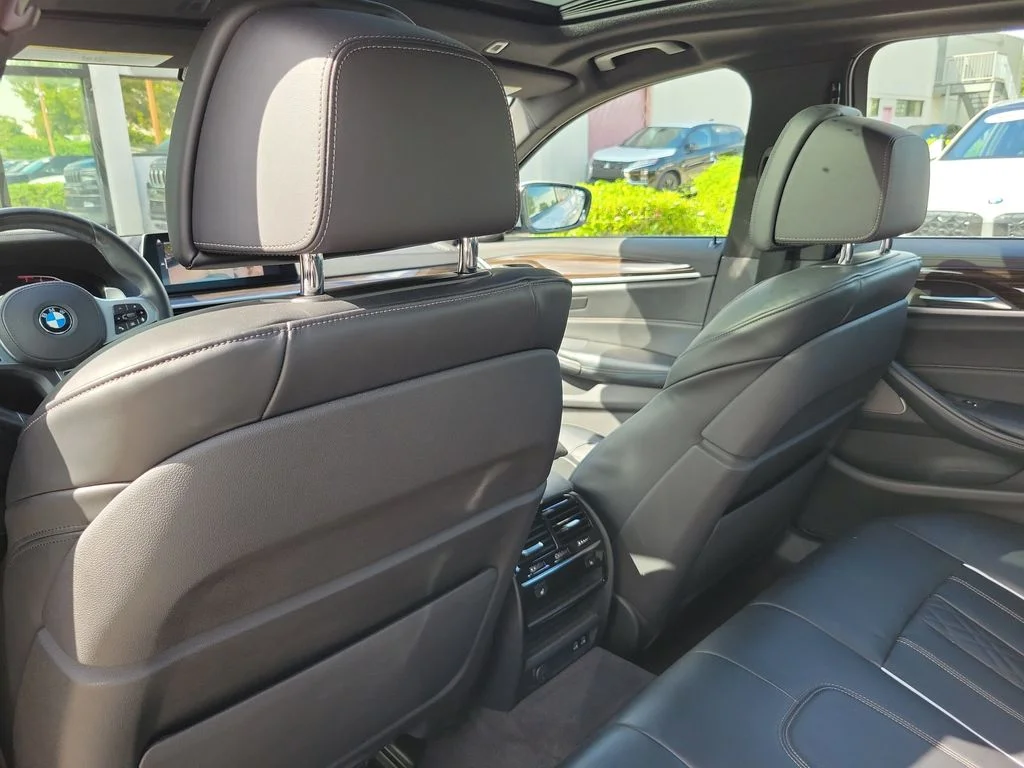 Used 2020 White BMW 540i xDrive image 16