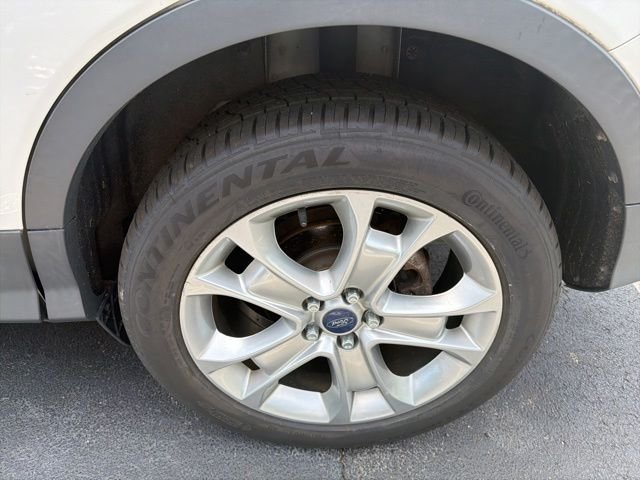 Used 2015 White Platinum Clearcoat Metallic Ford Titanium image 6