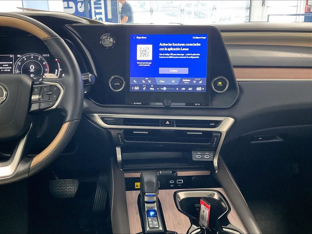 Used 2024 White Lexus 350 Premium image 18