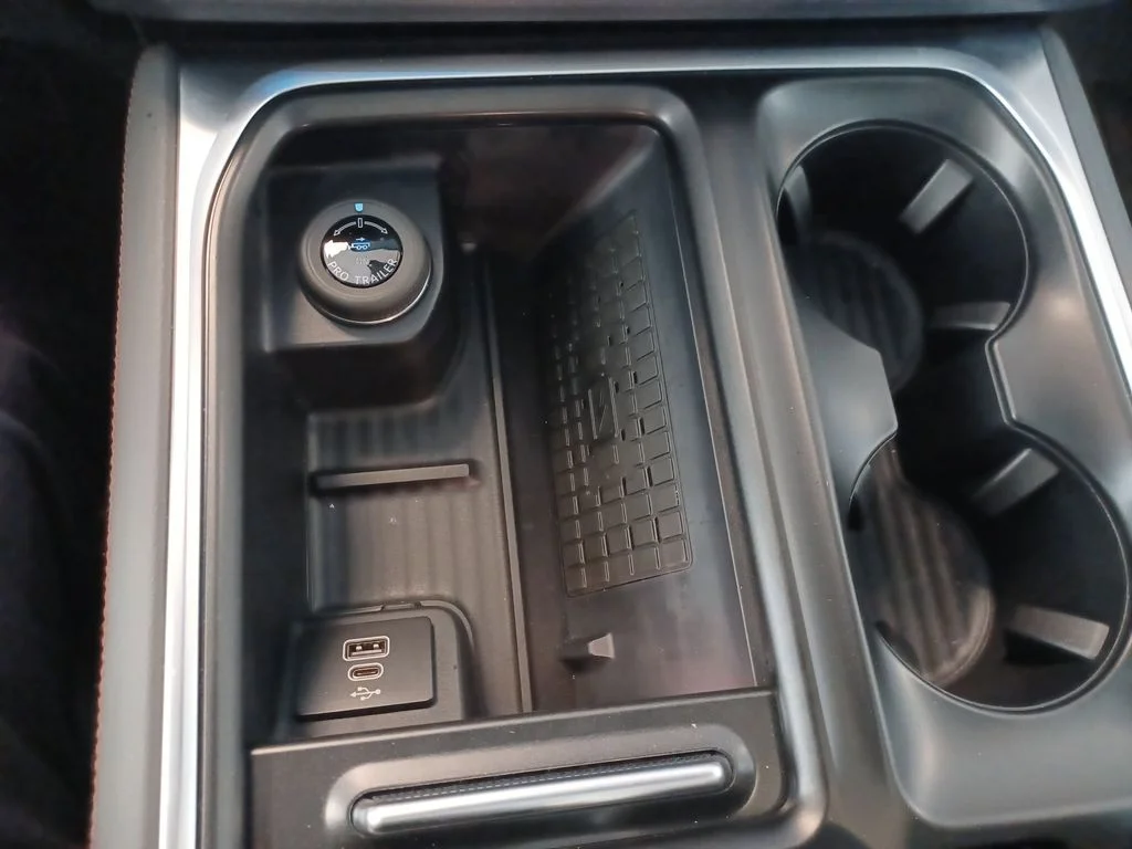 2025 Ford Expedition Active - Photo 29